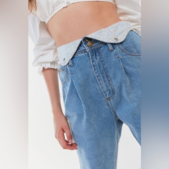 Urban Outfitters BDG High Waisted Fold Over Mom Jeans Relaxed Fit Cotton 28 - Picture 2 of 16